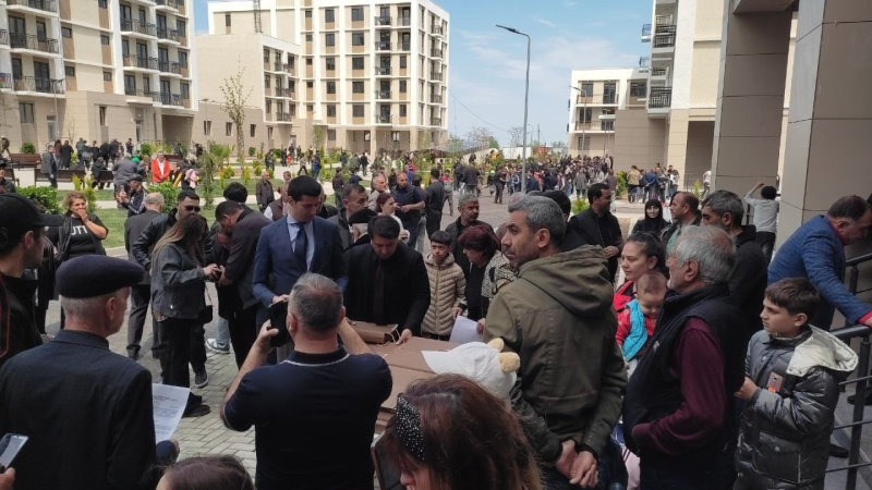 Sumqayıtda yaşayan ağdamlı ailə yurduna döndü