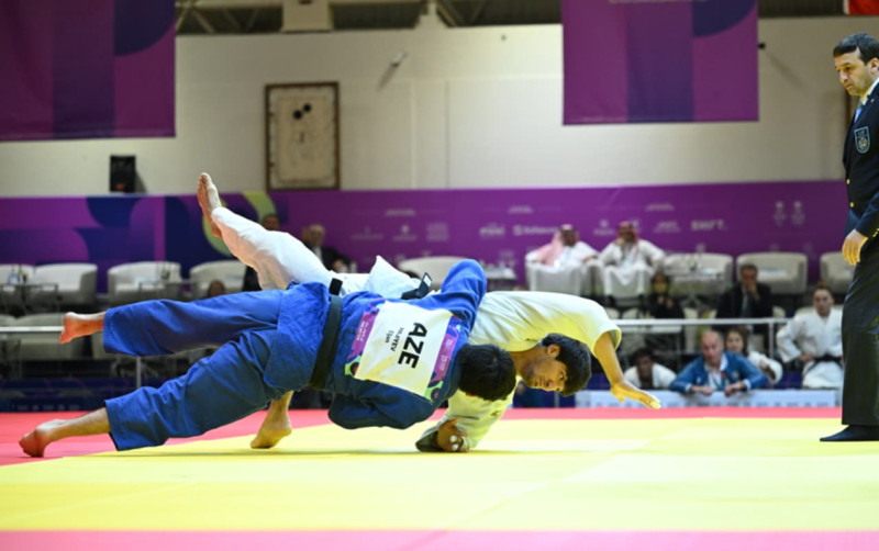 Berlində bayrağımızı yüksəldən sumqayıtlılar