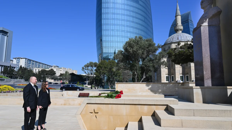 Faşizm üzərində Qələbə uğrunda mübarizədə həlak olan Azərbaycan övladlarının xatirəsi anılıb