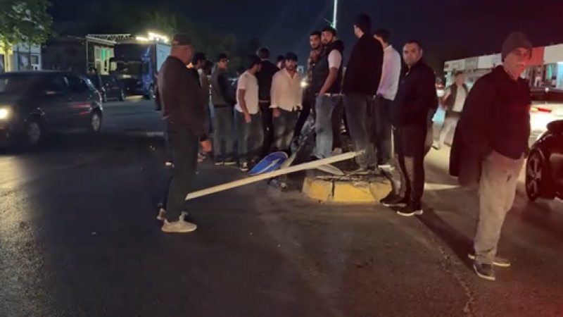 Sumqayıtda gecə maşın aşıb