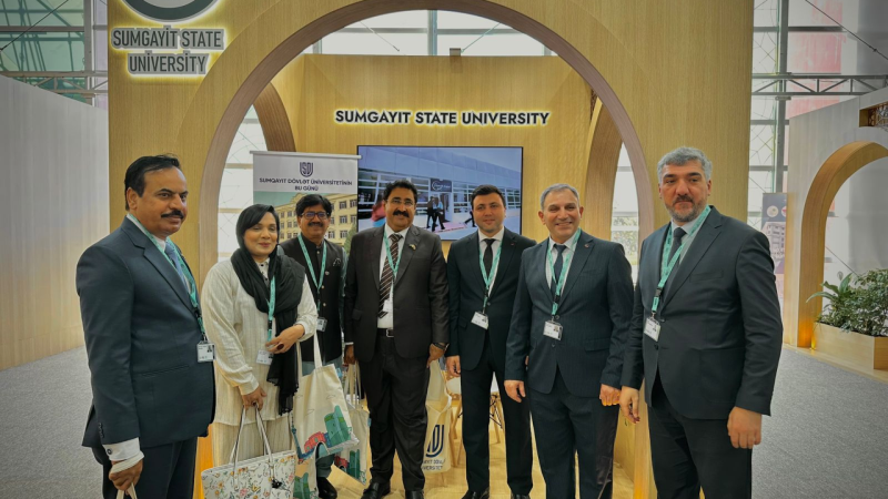 SDU WUF13-də layihələrini nümayiş etdirib