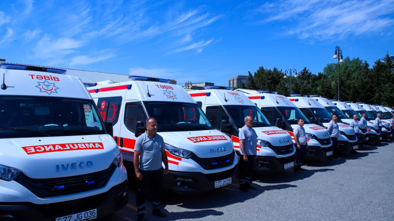 Sumqayıta yeni təcili yardım maşınları gətirildi