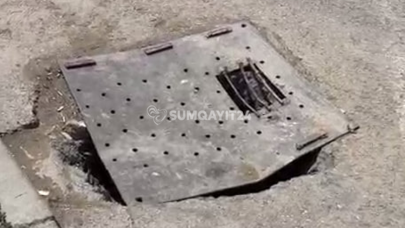 Sumqayıtda piyada yolunda təhlükə mənbəyi
