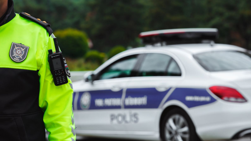 Polis Son zəng günü ilə əlaqədar vətəndaşlara müraciət edib