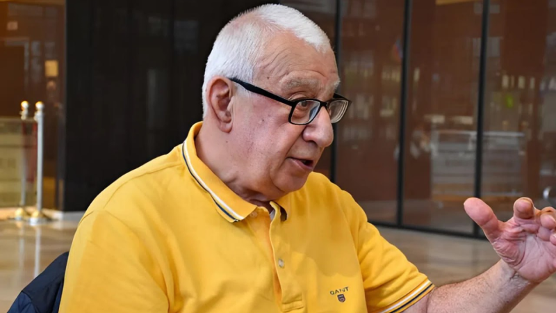 Xalq şairi Süleyman Rüstəmin oğlu vəfat etdi