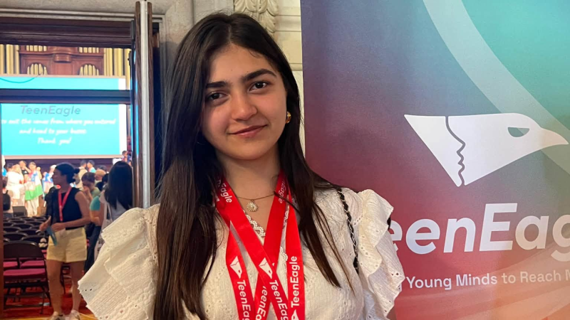 Sumqayıt məktəblisinin London uğuru: 2 qızıl medal və kubok