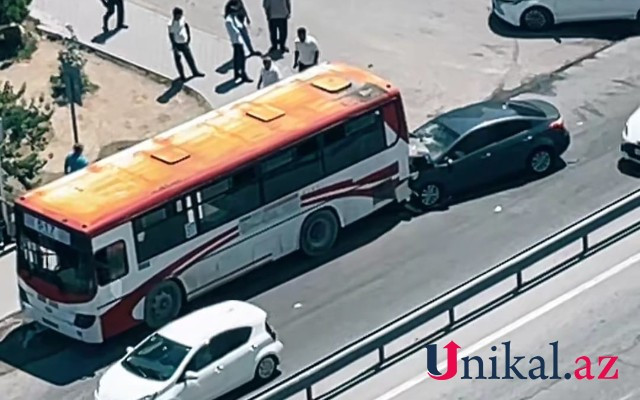 Sumqayıt yolunda maşın avtobusa ÇIRPILIB