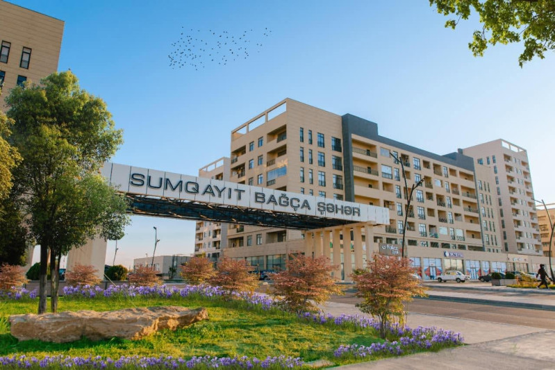 3 ildir susuzuq – Sumqayıt sakinləri Bağça Şəhəri ittiham edir - VİDEO