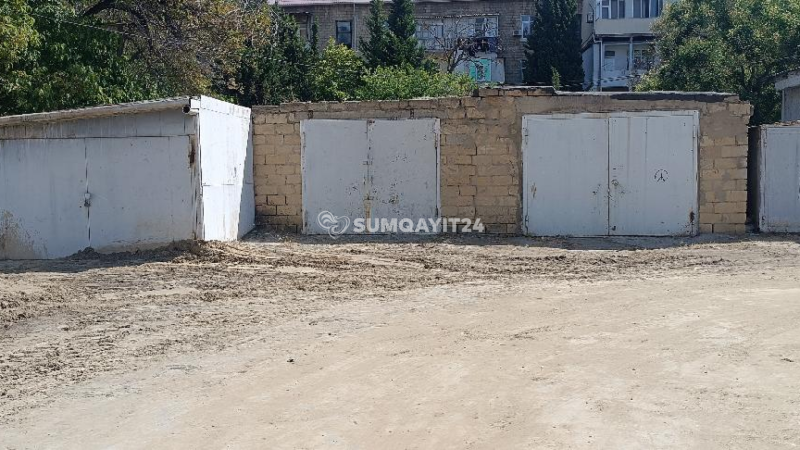 Sumqayıt sakini qurumlara: Yolu dağıtdınıza görə, SAĞ OLUN - FOTO