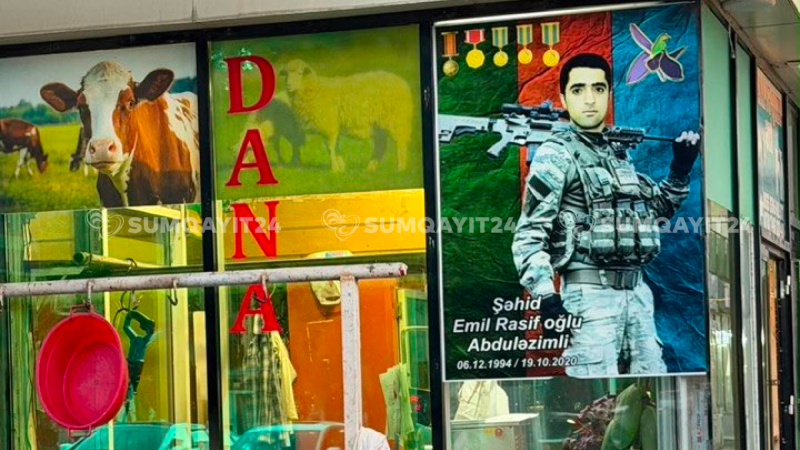 Sumqayıtda ət kəsimi obyektindəki şəhid plakatı ilə bağlı etiraz