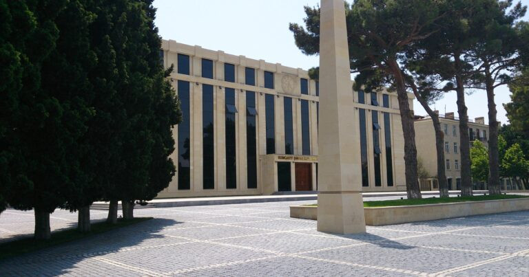 Sumqayıt Şəhər İcra Hakimiyyəti Hökumət buluduna köçürüldü