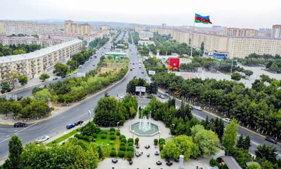 Gənclik şəhərinin gəncləri niyə Bakıya üz tutur? – TƏHLİL
