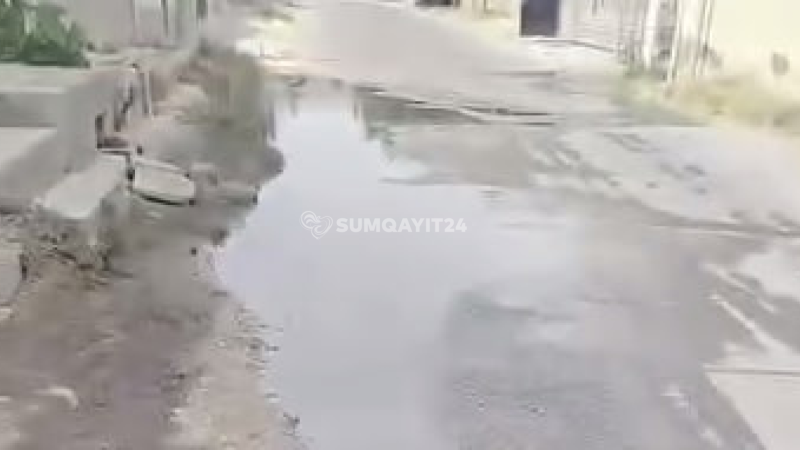 Coratda içməli su küçəyə axır, heç kim müdaxilə etmir