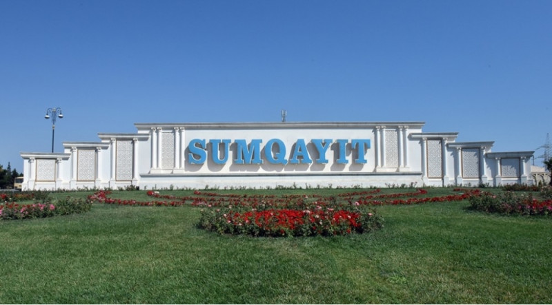 Bu sumqayıtlı gənclər imtahan vermədən tələbə oldular