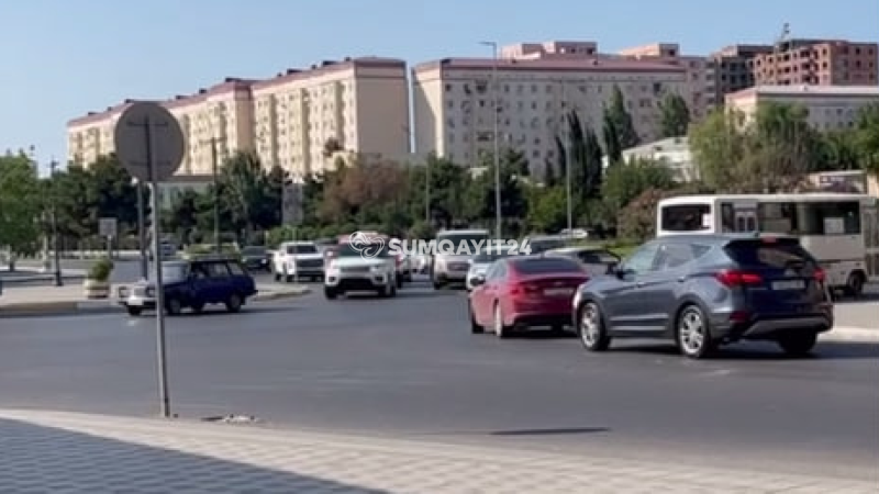 Sumqayıtın işlək küçəsində zebrasız qalan yol