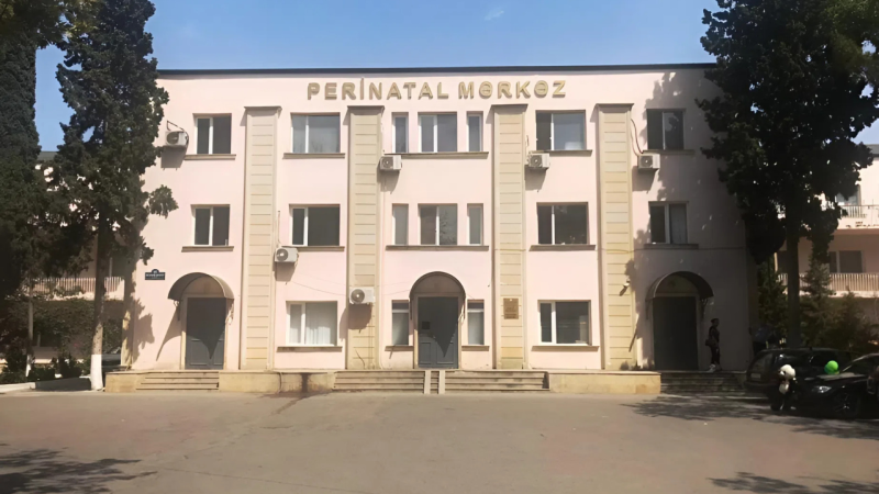 Sumqayıt Perinatal Mərkəzində lampa yanğına səbəb oldu