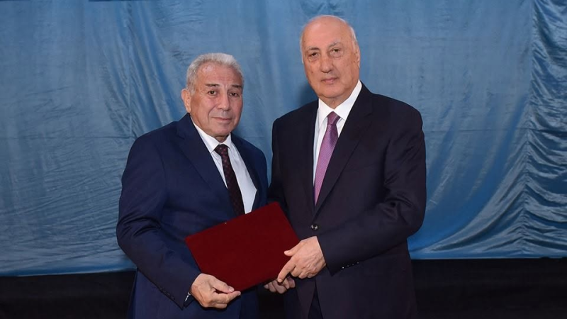 Sumqayıtda gimnaziyanın rəhbəri TƏLTİF OLUNUB