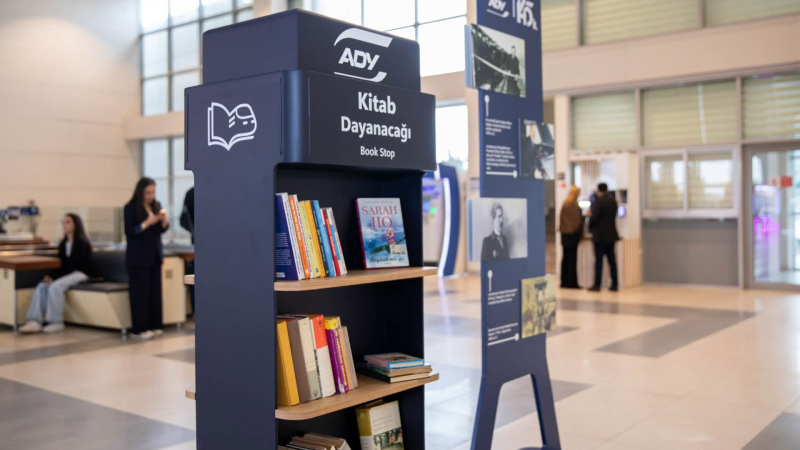 Sumqayıt Dəmiryol Vağzalında Kitab Dayanacağı istifadəyə verildi - FOTOLAR