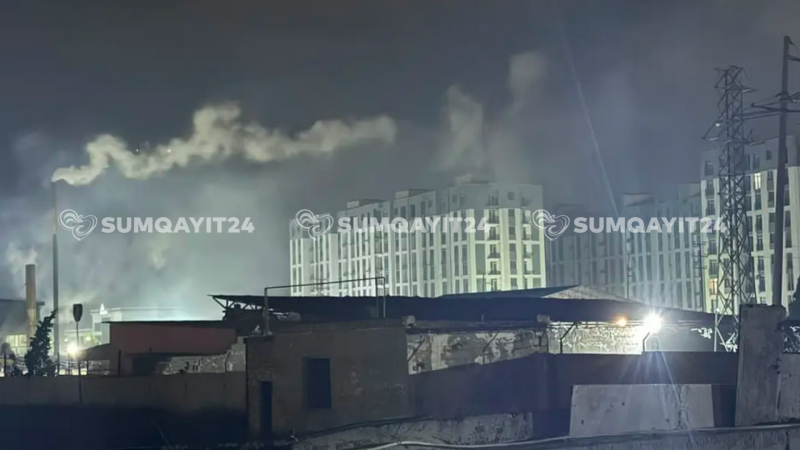 Sumqayıtı tüstüyə bürüyən zavodla bağlı ARAŞDIRMA: Normadan artıq zərərli qaz aşkarlanıb
