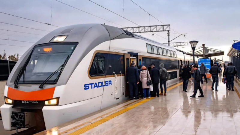 Sürət qatarında nasazlıq - sumqayıtlılar yollarda qaldı
