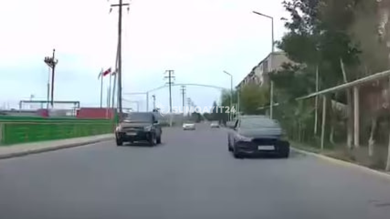 Sumqayıtda sürücü qaydaları heçə sayıb, protiv sürdü
