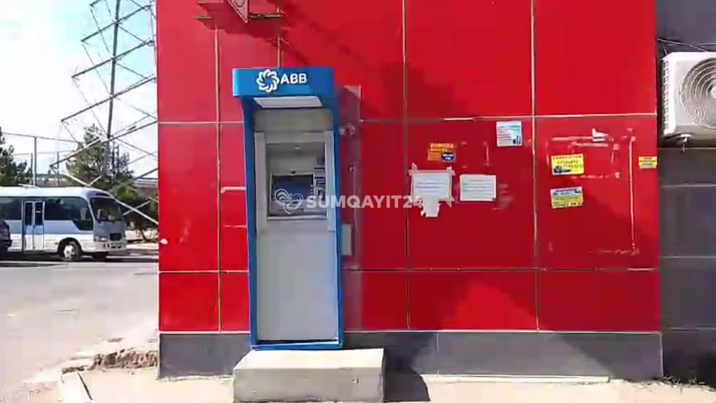 Sumqayıtda sakinləri əlavə xərcə salan bankomat problemi - ŞİKAYƏT