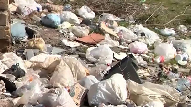 Sumqayıtda sakinlər zibil probleminin əlində aciz qalıblar