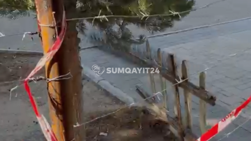 Sumqayıtda məktəbin ətrafına tikanlı məftil çəkilib - AÇIQLAMA