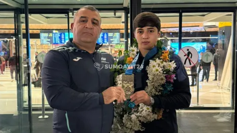 Sumayıtlı boksçu dünya üçüncüsü oldu
