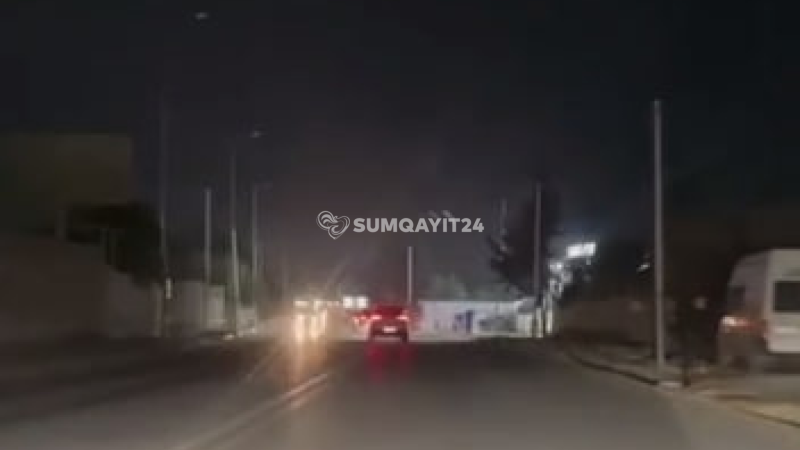 Novxanı yolunda işıq dirəklərinin adı var, özü yoxdur