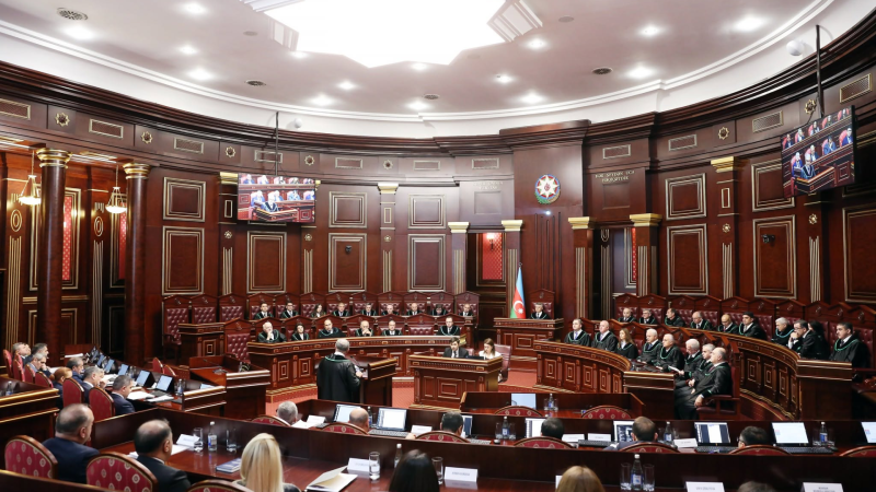 Sumqayıt məhkəməsinin fəaliyyəti Ali Məhkəmənin Plenumununda müzakirə olundu