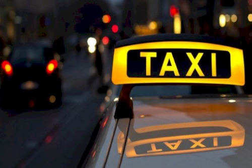 Sumqayıtda taksi sürücüsünün BURNUNU SINDIRDILAR - SƏBƏB