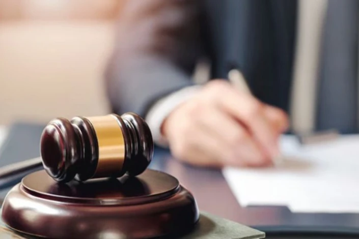 Sumqayıtda sərxoş sürücü piyadanı maşınla vurub QAÇDI