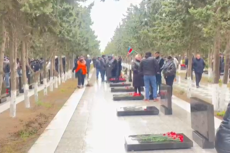 Sumqayıtda şəhidlər anılır