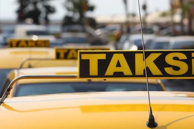 Sumqayıtdan Bakıya sərnişin aparan taksi boş qayıtmalıdır?