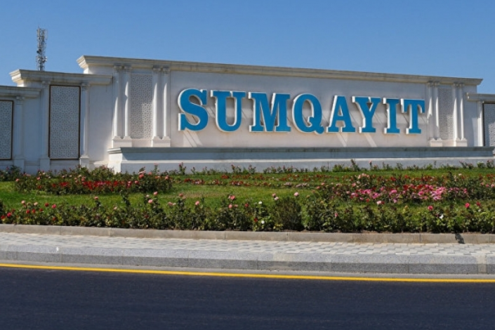 Məşhur bloqer Sumqayıtdakı avtobuslardan şikayətləndi