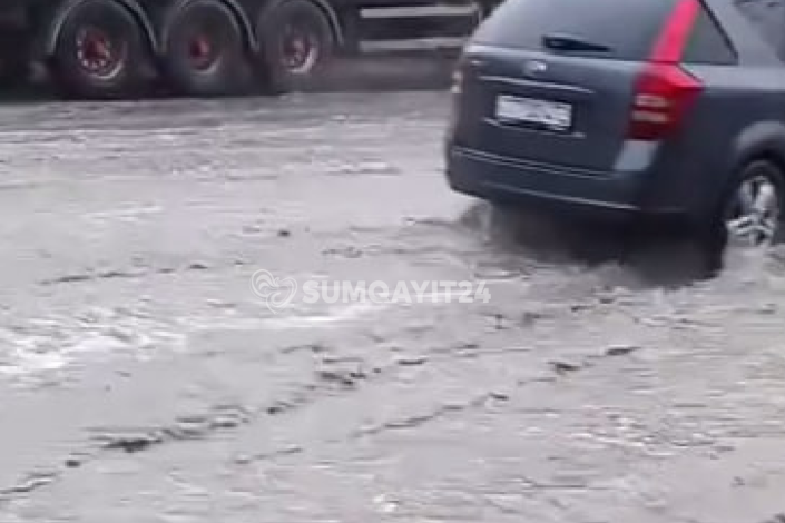 Yağış Sumqayıtı yenidən Venesiyaya çevirib