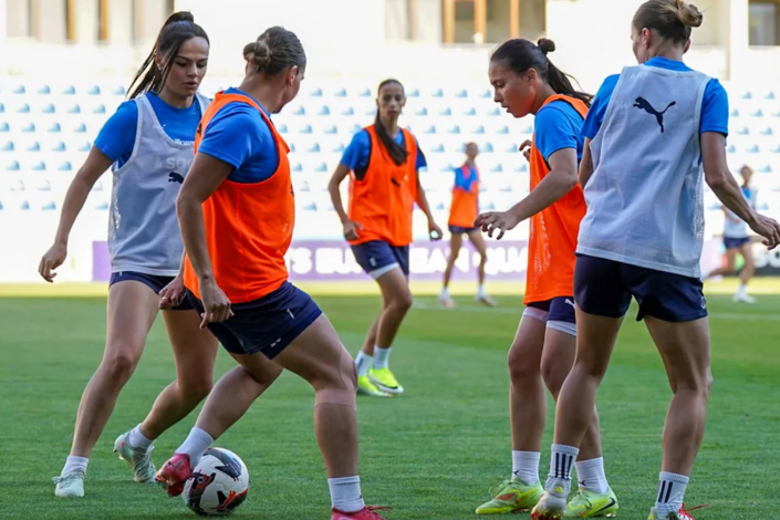 Sumqayıtda beynəlxalq futbol həyəcanı: Azərbaycan Macarıstanla üz-üzə