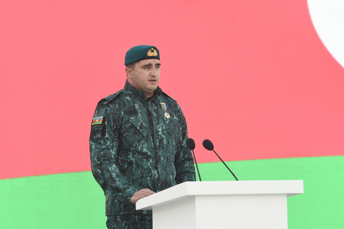 Prezident Babək Ələkbərova ali hərbi rütbə verdi