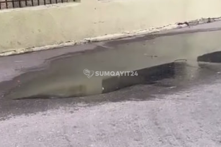Sumqayıtda kanalizasiya böhranı: Prospekt çirkab sulara qərq oldu