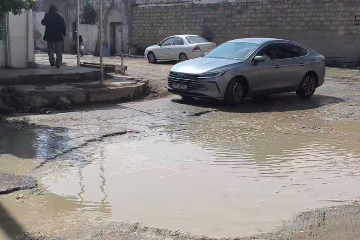 Sumqayıtda yollar sakinlər üçün "sınaq meydanı"na çevrilib