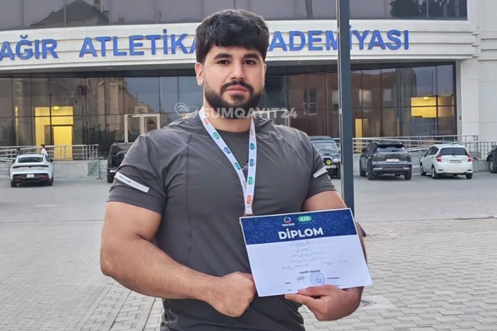 Sumqayıtlı pəhləvan Azərbaycan Kubokunu qazandı