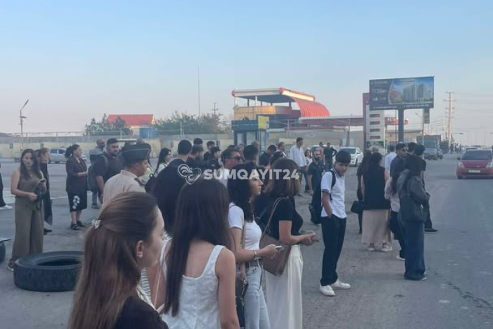 Dərslərlə birlikdə Saray sakinlərinin "qara günləri" də başladı