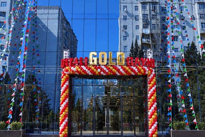 "Gold Qayalı"nın əməkdaşları 105 min manatlıq siqaret oğurladılar