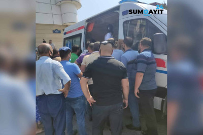"Asan Xidmət"in Sumqayıt filialının önündə vaksinasiya mobil punktu xidmət göstərir