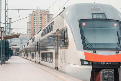 Bakı-Xırdalan-Sumqayıt elektrik qatarı hərəkətə başlayandan 15 dəqiqə sonra dayanıb