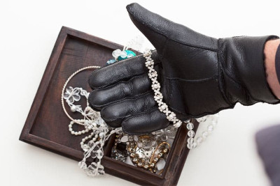 Əvvəllər məhkum olunmuş Sumqayıt sakini yenidən saxlanılıb