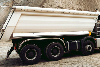 Sumqayıtda qanunsuz qum daşıyan şəxs aşkar edilib