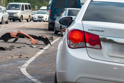 Sumqayıtda qəza: iki avtomobil toqquşub
