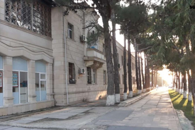 Sumqayıtda 18-ci məhəllədə ötən əsrdən su boruları yenilənmir